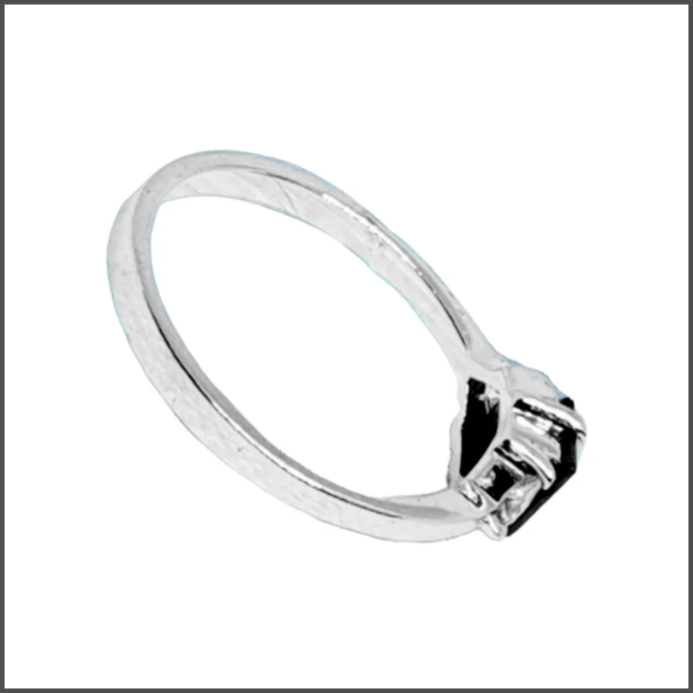 Sterling Silver Ring w/Black CZ Center Stone Size 7 NWOT